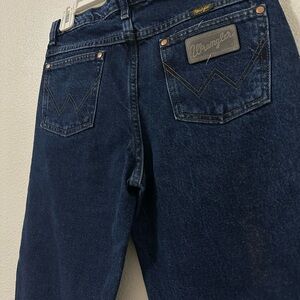 Wrangler Men's Dark Blue Relaxed Jeans